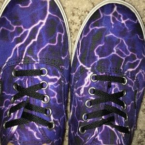 Lightning Bolt Lace-up Vans